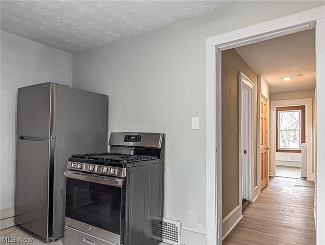 Foto del edificio - 1268 Pondview Ave