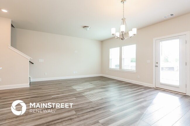 Building Photo - 1546 Olympic Ln