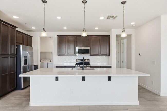 Foto del edificio - 5100 E Rancho Paloma Dr
