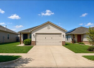 Building Photo - 11701 Casey Dr