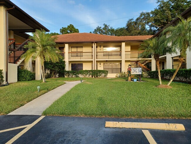 Building Photo - 1411 Hammock Pine Blvd