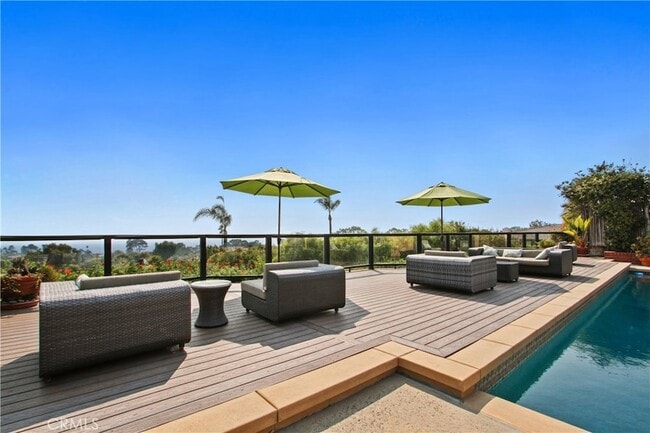 Building Photo - 22872 Via Cordova