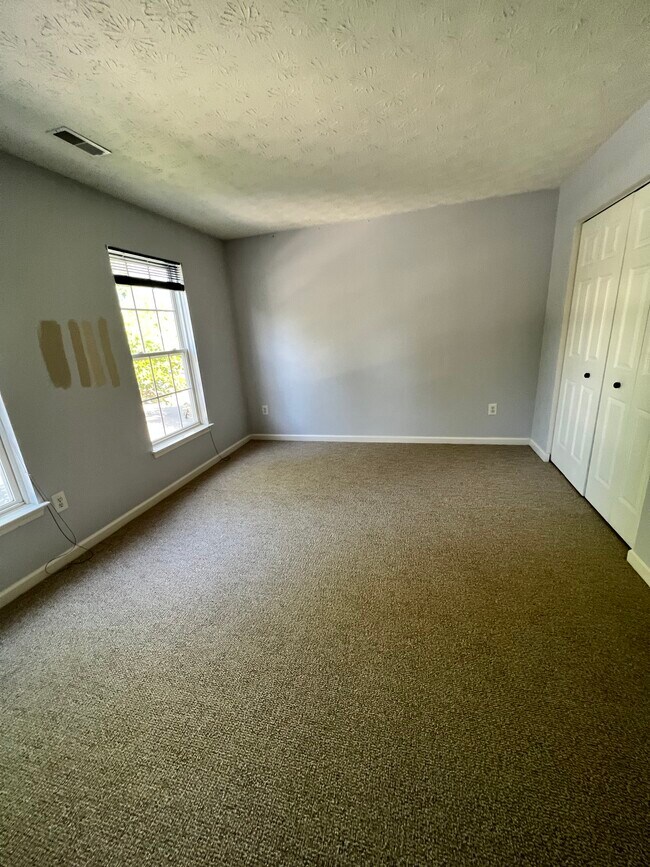 2nd bedroom - 152 Leeds Creek Cir