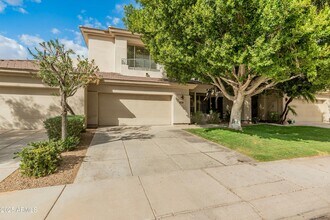Building Photo - 7310 E Woodsage Ln