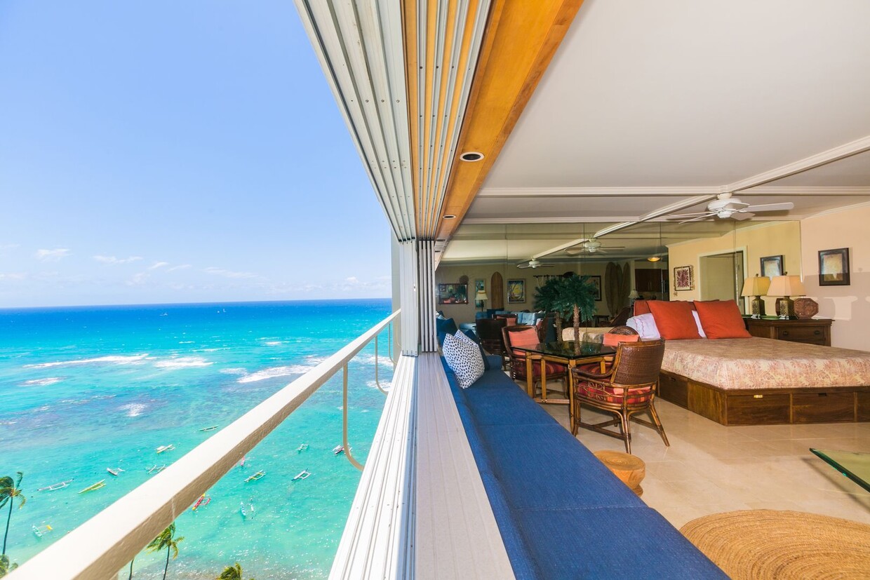 Foto principal - Breathtaking Ocean and Mountain View One B...