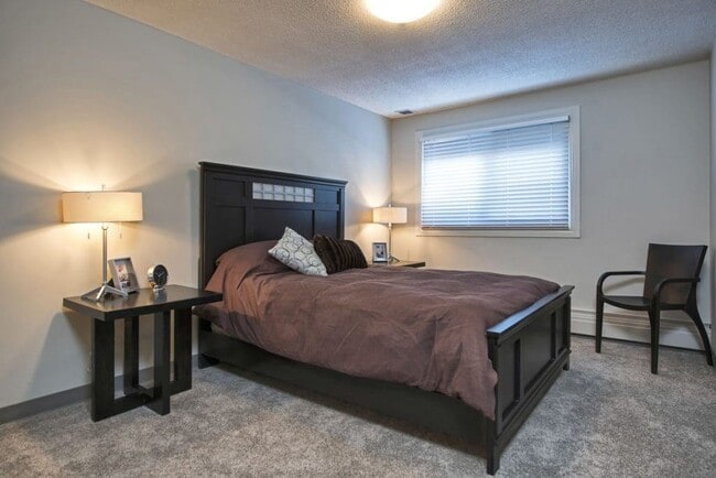 Building Photo - Birchgrove Manor