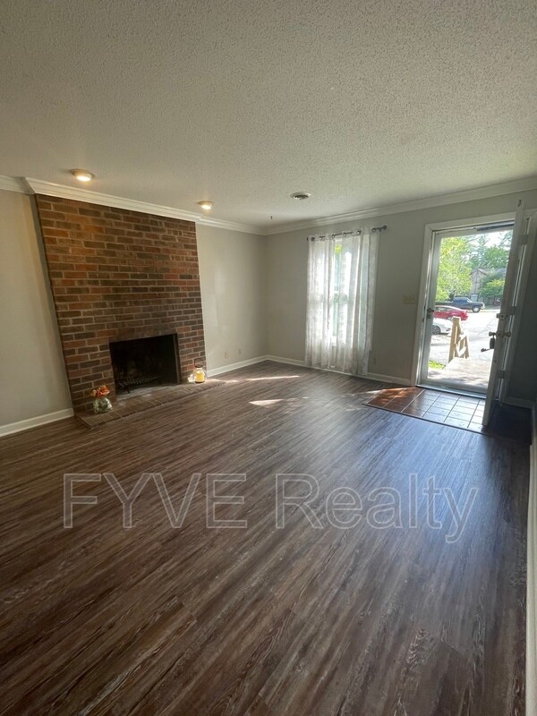 Building Photo - 119 Arcadia Ln