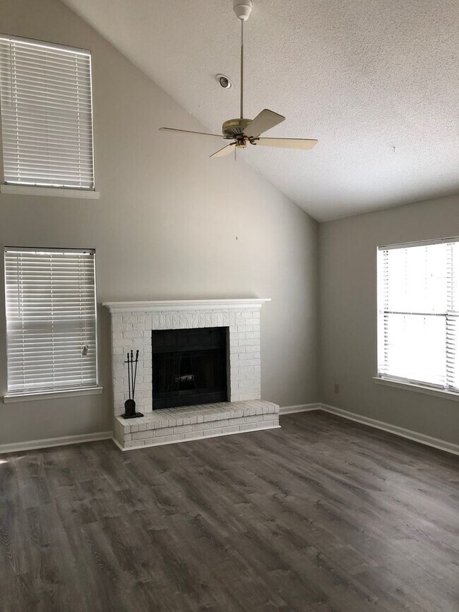 Foto del edificio - Cute 2 bedroom, 2 bath