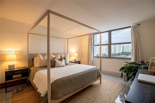 Foto del edificio - 2750 NE 183rd St