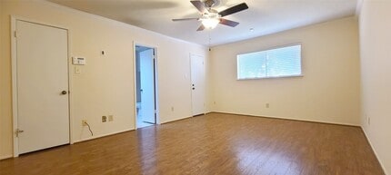 Building Photo - 14814 Earlswood Dr Building Photo - 14814 Earlswood Dr