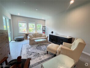Building Photo - 4664 Arboretum Cir