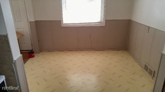 Foto del edificio - 11572 Grant St