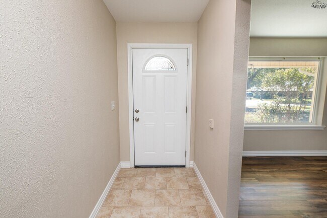 Foto del edificio - 1046 Jan Lee Dr