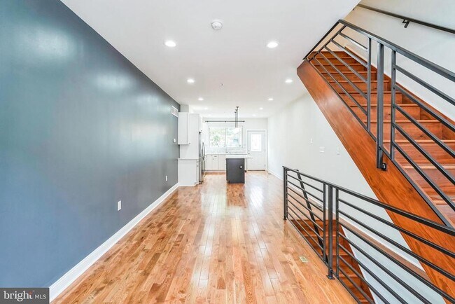 Foto del edificio - 2241 Sears St