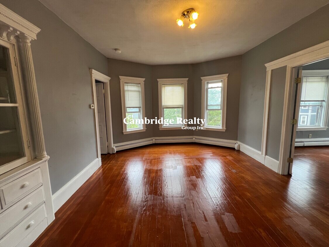 Foto principal - 97 Morrison Ave