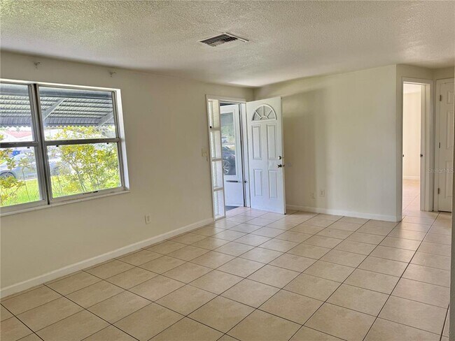 Building Photo - 4802 Trafford Rd