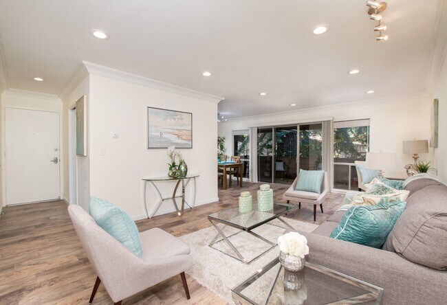 Living Area-1 - 151 Buckingham Dr