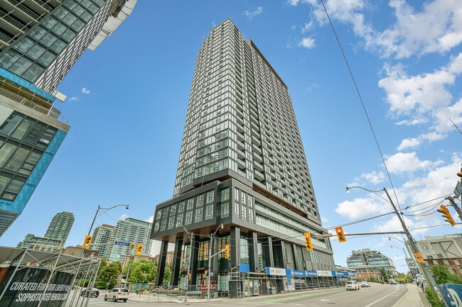 Building Photo - 19 Western Battery Rd