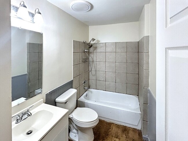 Foto del edificio - 3509 Willard Ave SW