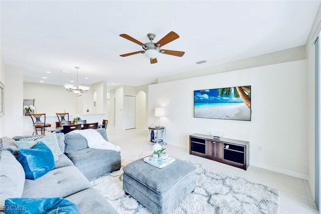 Building Photo - 6245 Wilshire Pines Cir