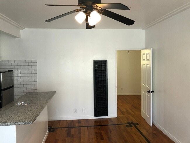 Photo - ****** BEAUTIFUL FRENCH NORMANDY STYLE 1BR APARTMENT ********