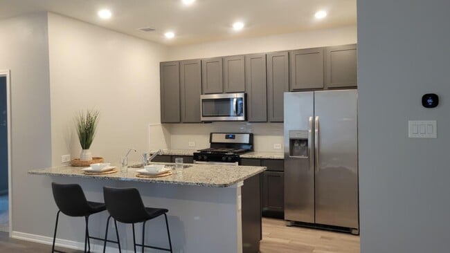 Building Photo - 9406 Castillo Ct