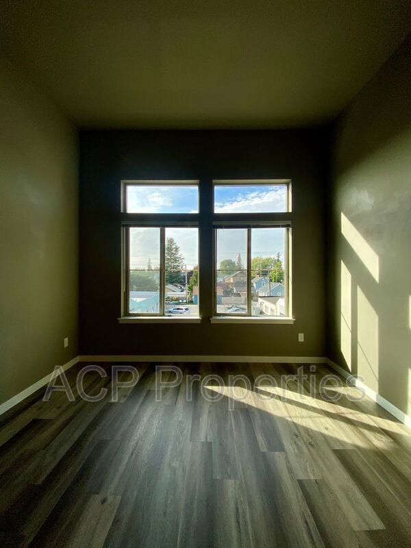 Building Photo - 2524 Meridian St