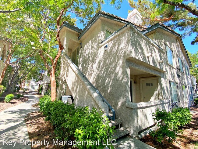 Foto del edificio - 2 br, 2 bath House - 3061 Key Largo Dr #204