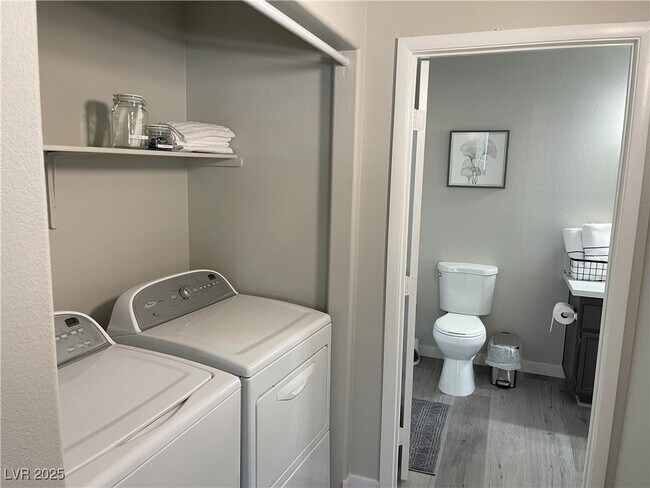 Building Photo - 9050 W Warm Springs Rd