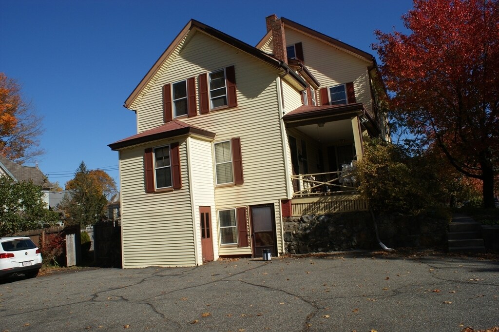 Primary Photo - 166 High St
