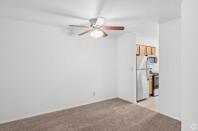 Building Photo - 14806 W Hidden Creek Ct