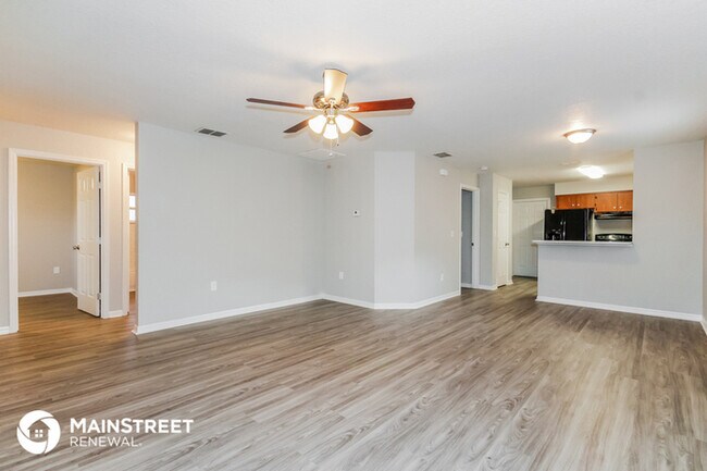 Building Photo - 709 S Webster Ave