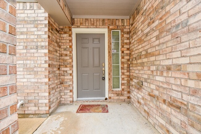 Building Photo - 1115 Eden Park Ln