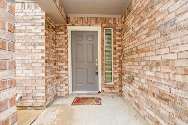 Foto del edificio - 1115 Eden Park Ln