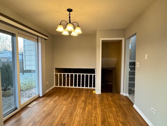 Building Photo - 810 MacGregor Rd