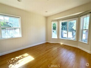 Building Photo - 15210 Cohasset St