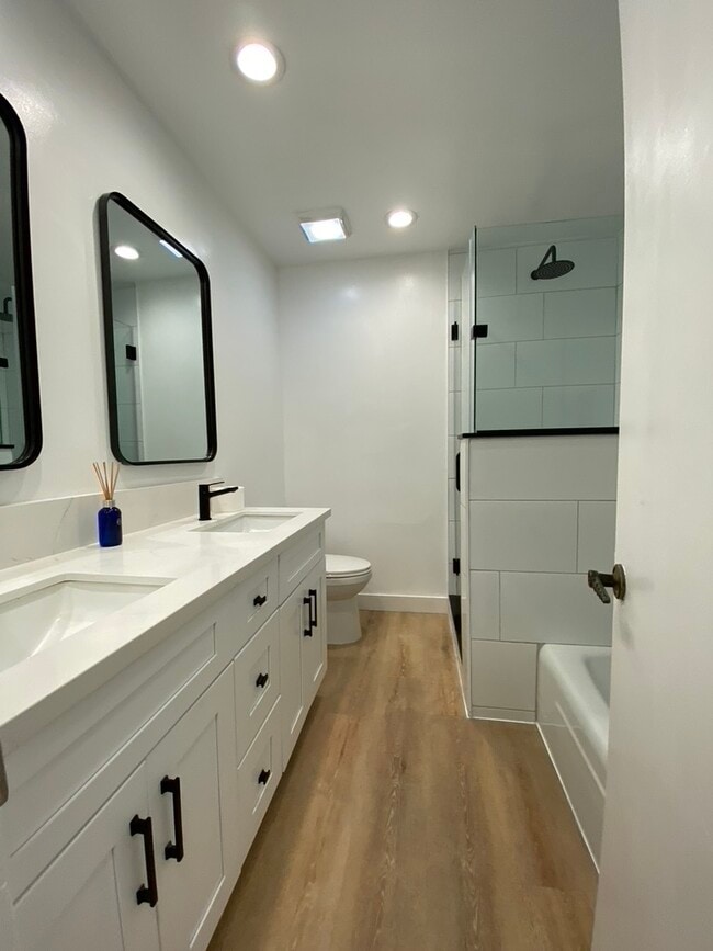 Fully renovated bathroom - 1203 N Sweetzer Ave