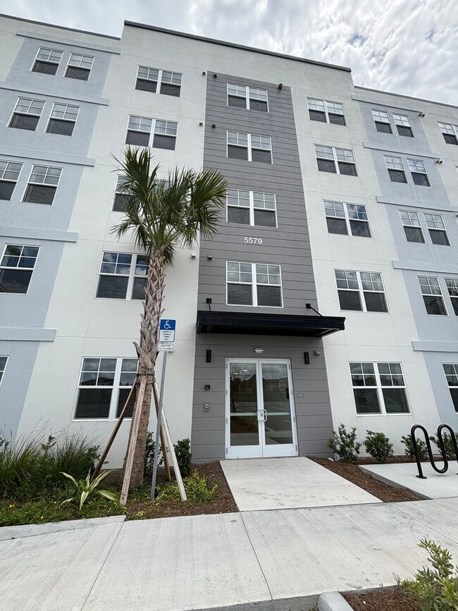 Building Photo - 5579 Millenia Park Blvd