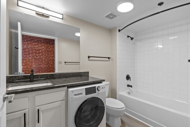 Washer and Dryer Combo - Vangard Lofts