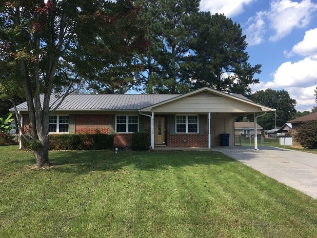 Building Photo - 3/2 House in Garden Lakes $1,395