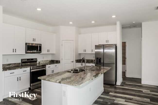 Building Photo - 301 Cimarron Ct