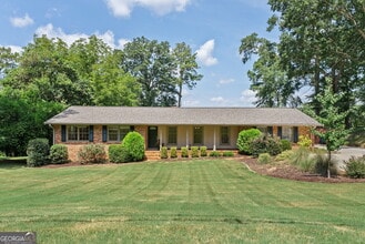 Building Photo - 206 Fortson Dr