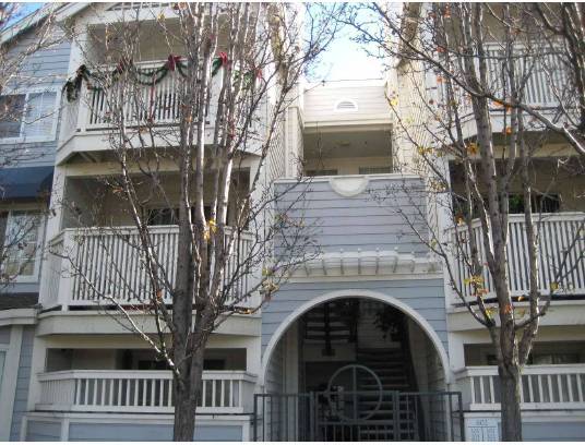 Foto del edificio - 604 Arcadia Ter