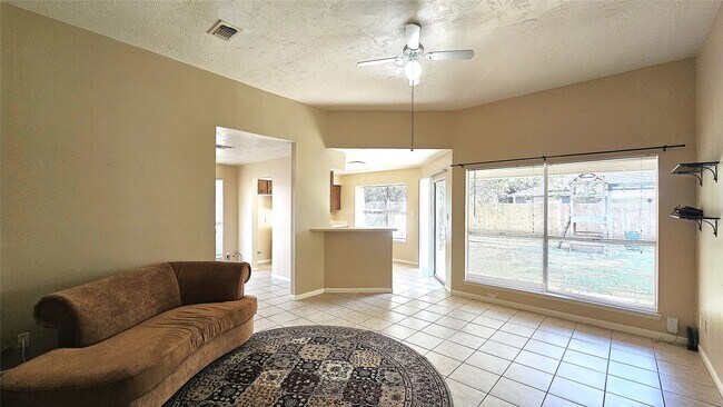 Foto del edificio - 16975 Meadowlark St