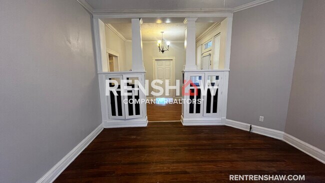 Foto del edificio - 1817 Edward Ave