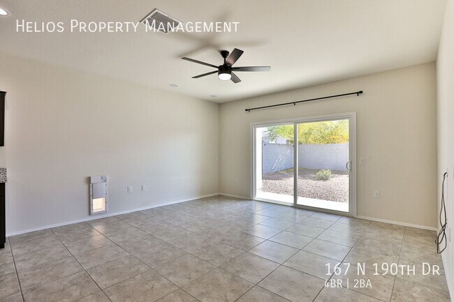 Building Photo - 167 N 190th Dr