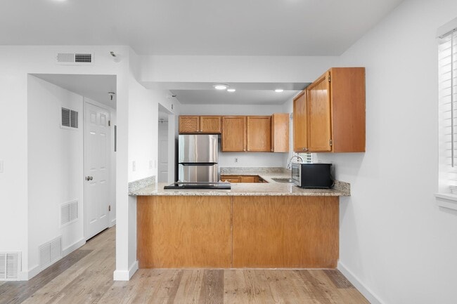 Open concept living - 1650 Upper Ironhorse Loop