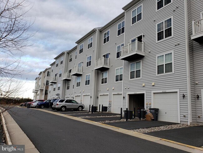 Building Photo - 22361 Concord Station Terrace