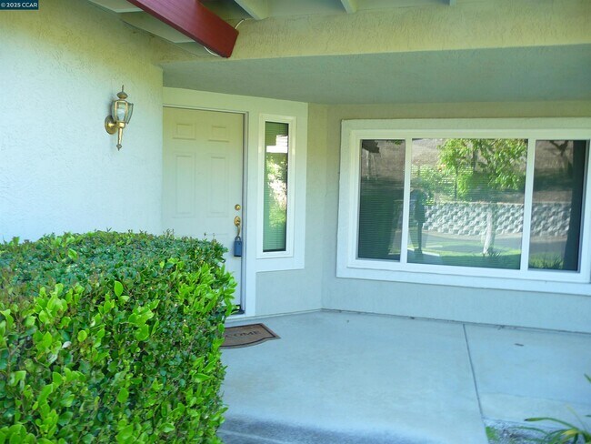 Foto del edificio - 338 Newcastle Ln
