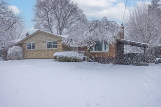 Building Photo - 1063 Bedford Ave